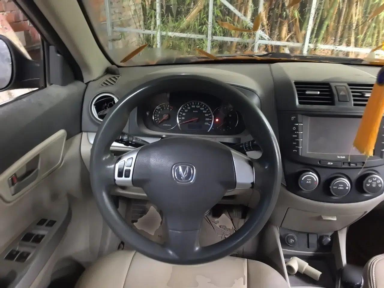 CHANGAN Alsvin V5 2012 1.5L Manual Dream Edition — миниатюра 10