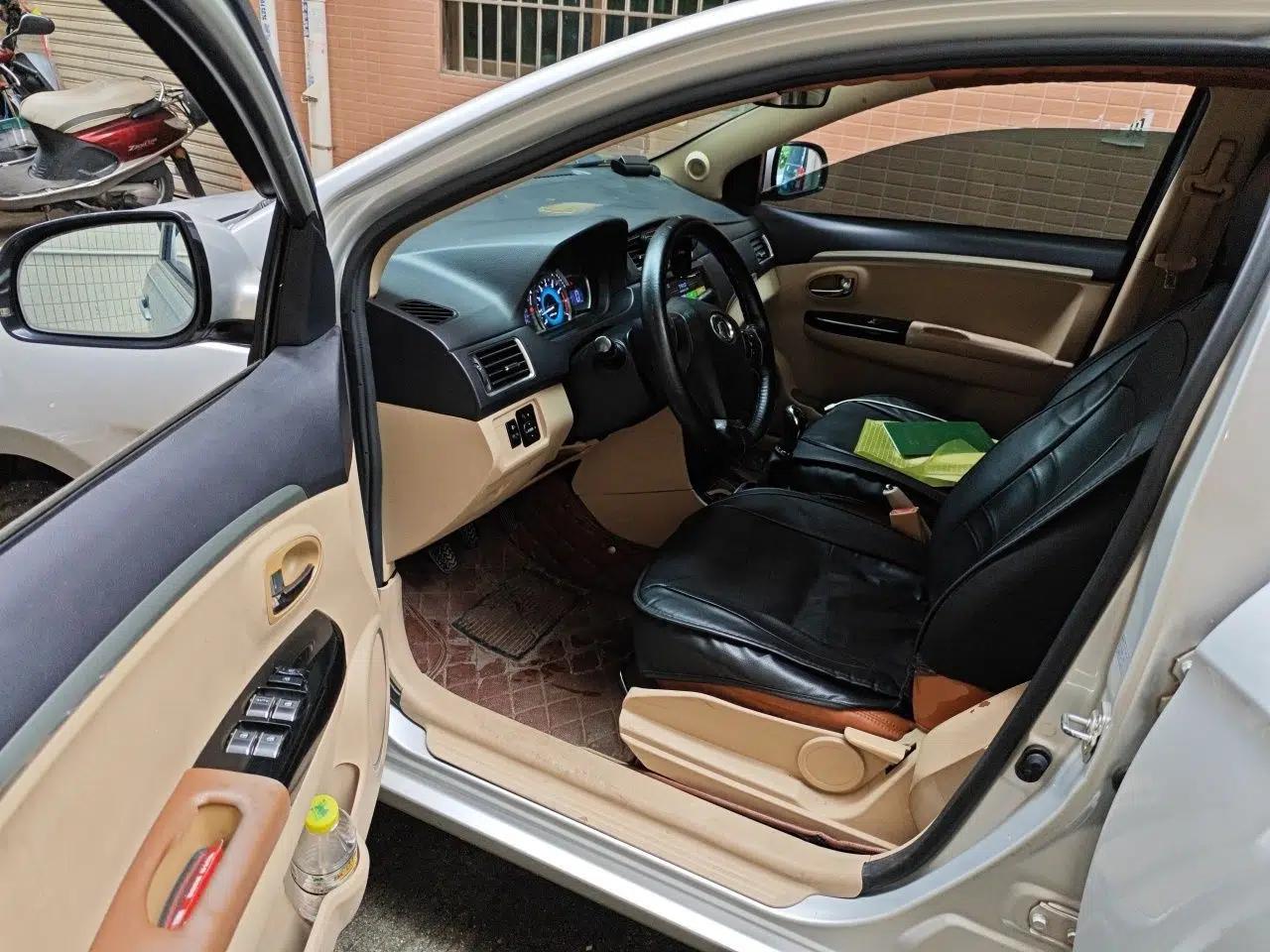 Great Wall C30 2013 New Vision Edition 1.5L Manual Fashion Model — миниатюра 16
