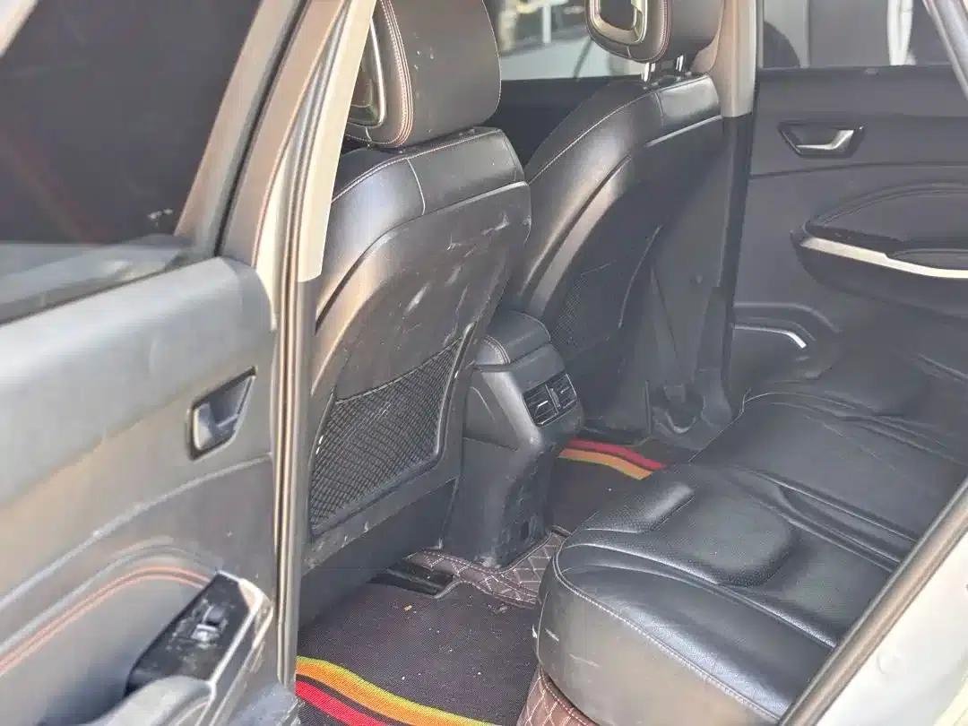 Hongqi E-HS3 2019 Intelligent Flagship Two-Wheel Drive Edition — миниатюра 5