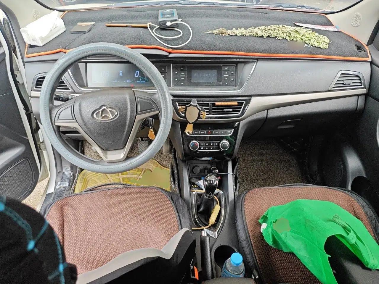 CHANGAN KAICHENG Oushang A600 2019 1.5L Manual Comfort Version — миниатюра 9