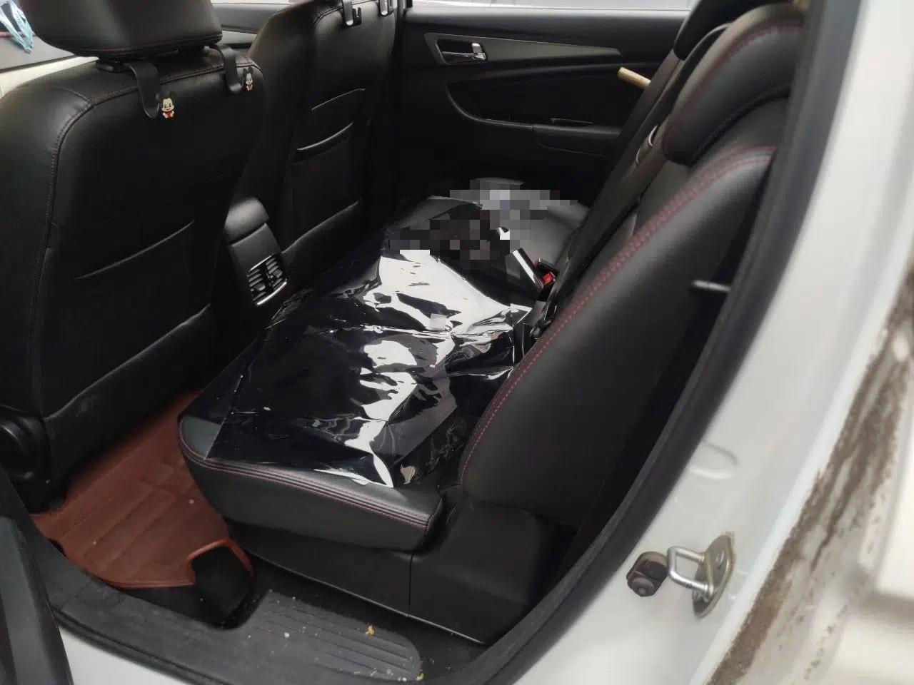 CHANGAN KAICHENG Oushang A600 2016 1.5L Manual Luxury 7-Seater — миниатюра 17