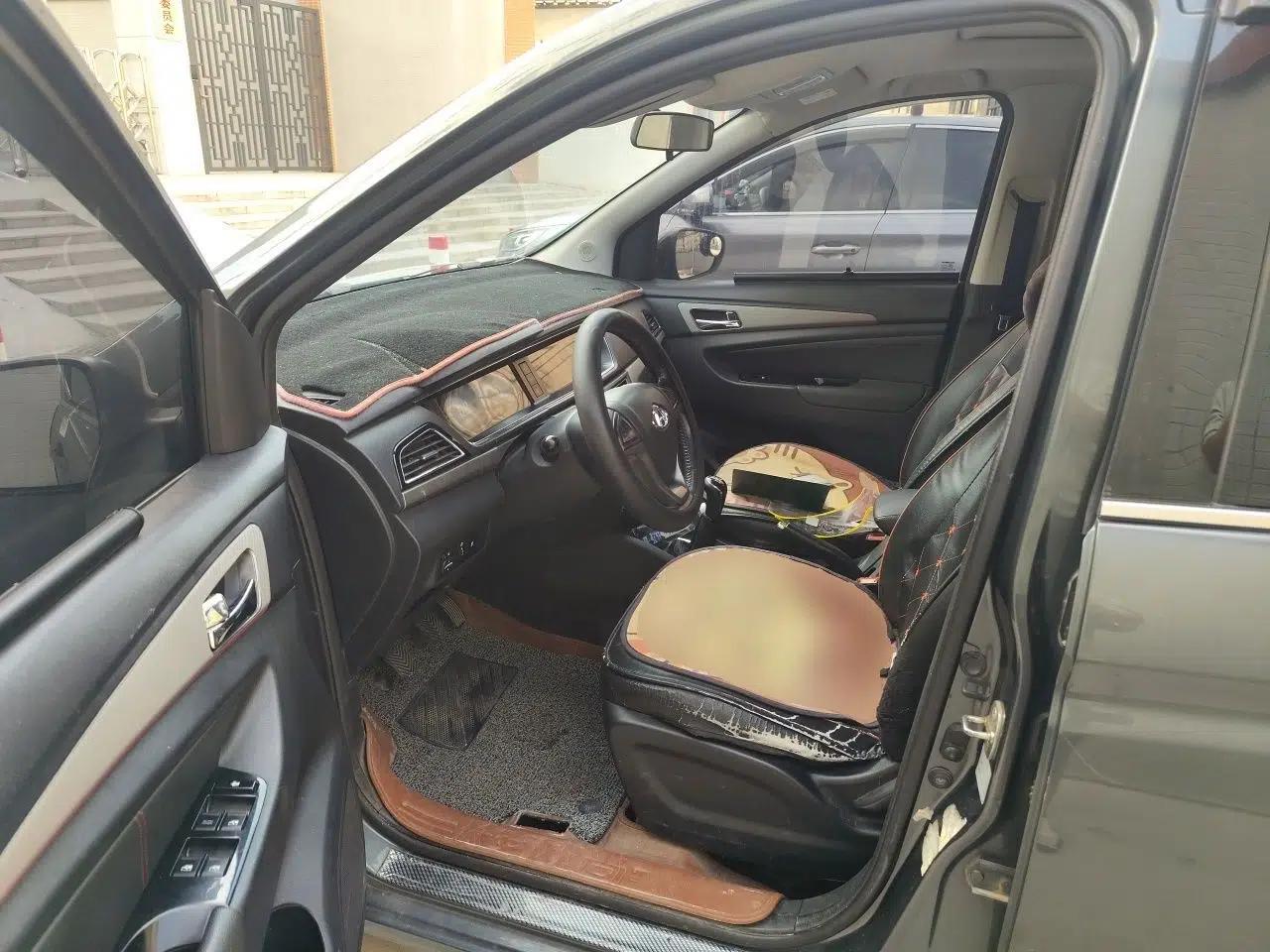 CHANGAN KAICHENG Oushang A600 2016 1.5L Manual Luxury 7-Seater — миниатюра 16