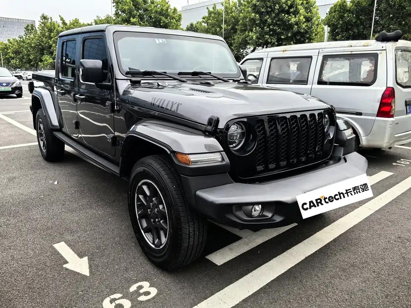 Gladiator 2022 3.6L First Edition — миниатюра 3
