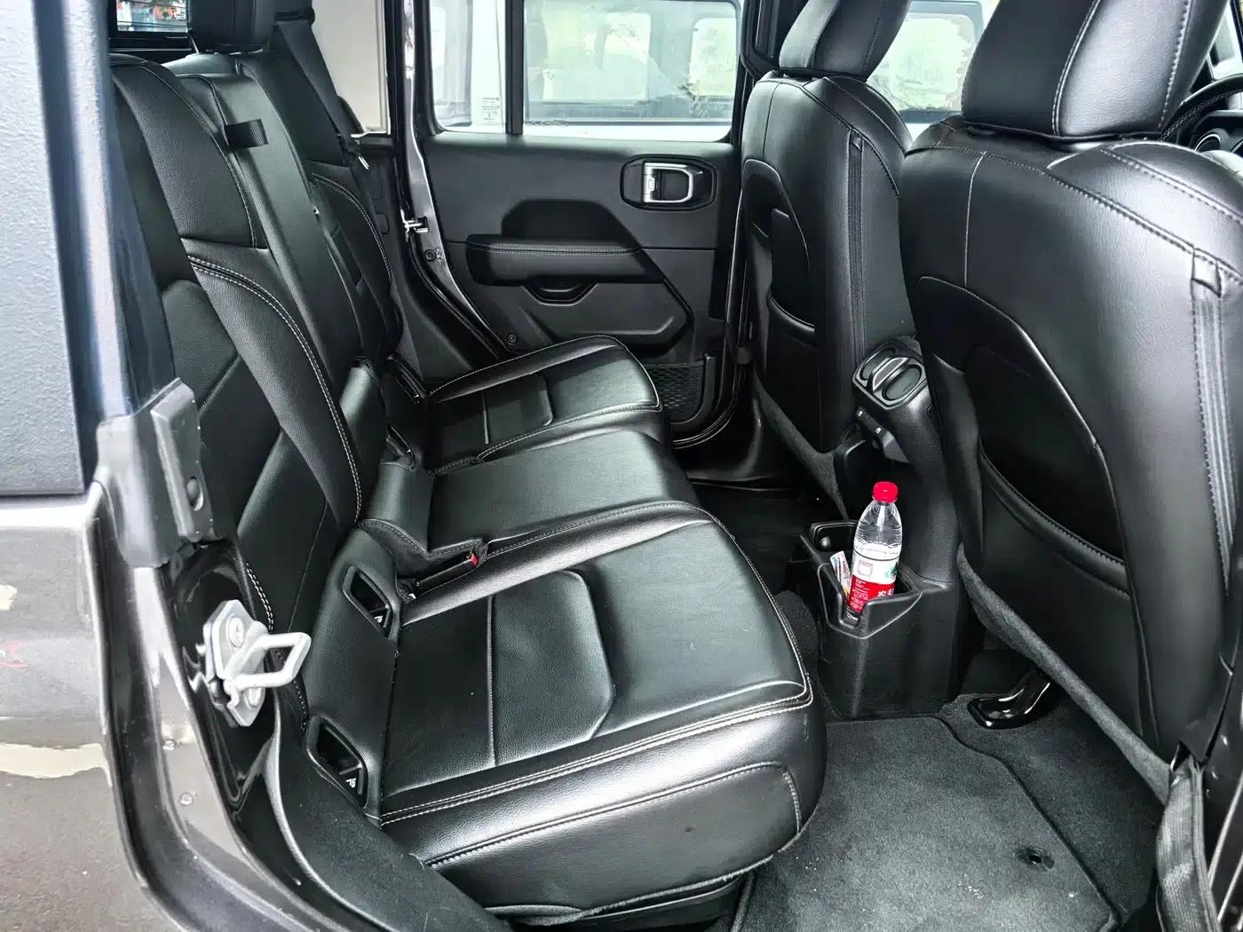 Gladiator 2022 3.6L First Edition — миниатюра 7