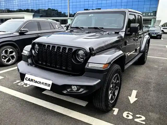 Gladiator 2022 3.6L First Edition