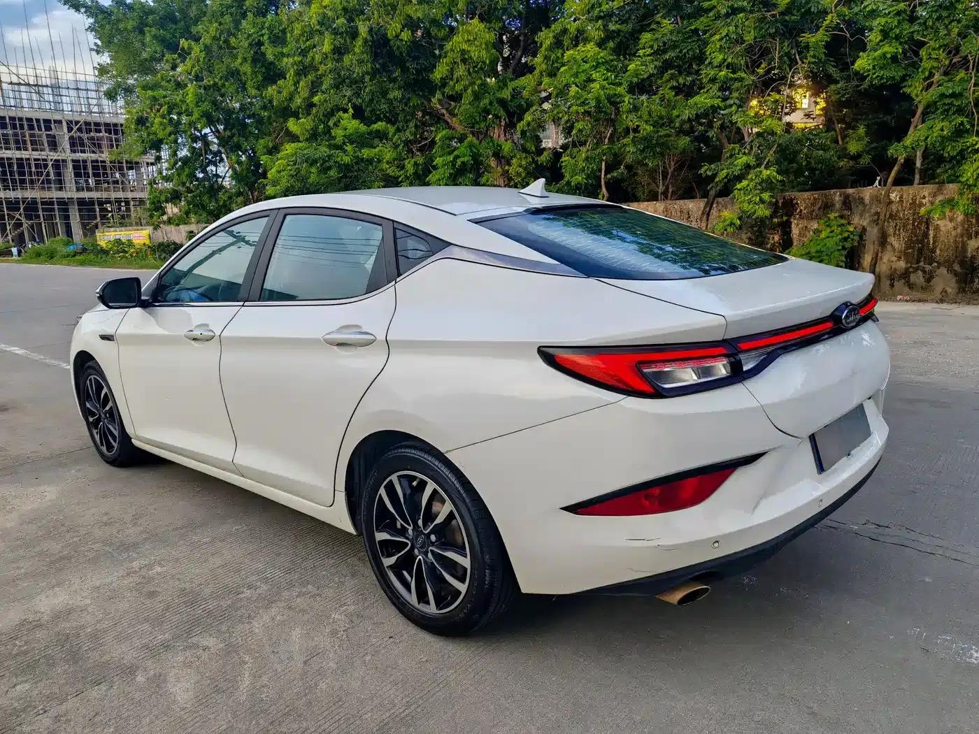 Jiayue A5 2020 1.5T CVT Elite Edition — миниатюра 5