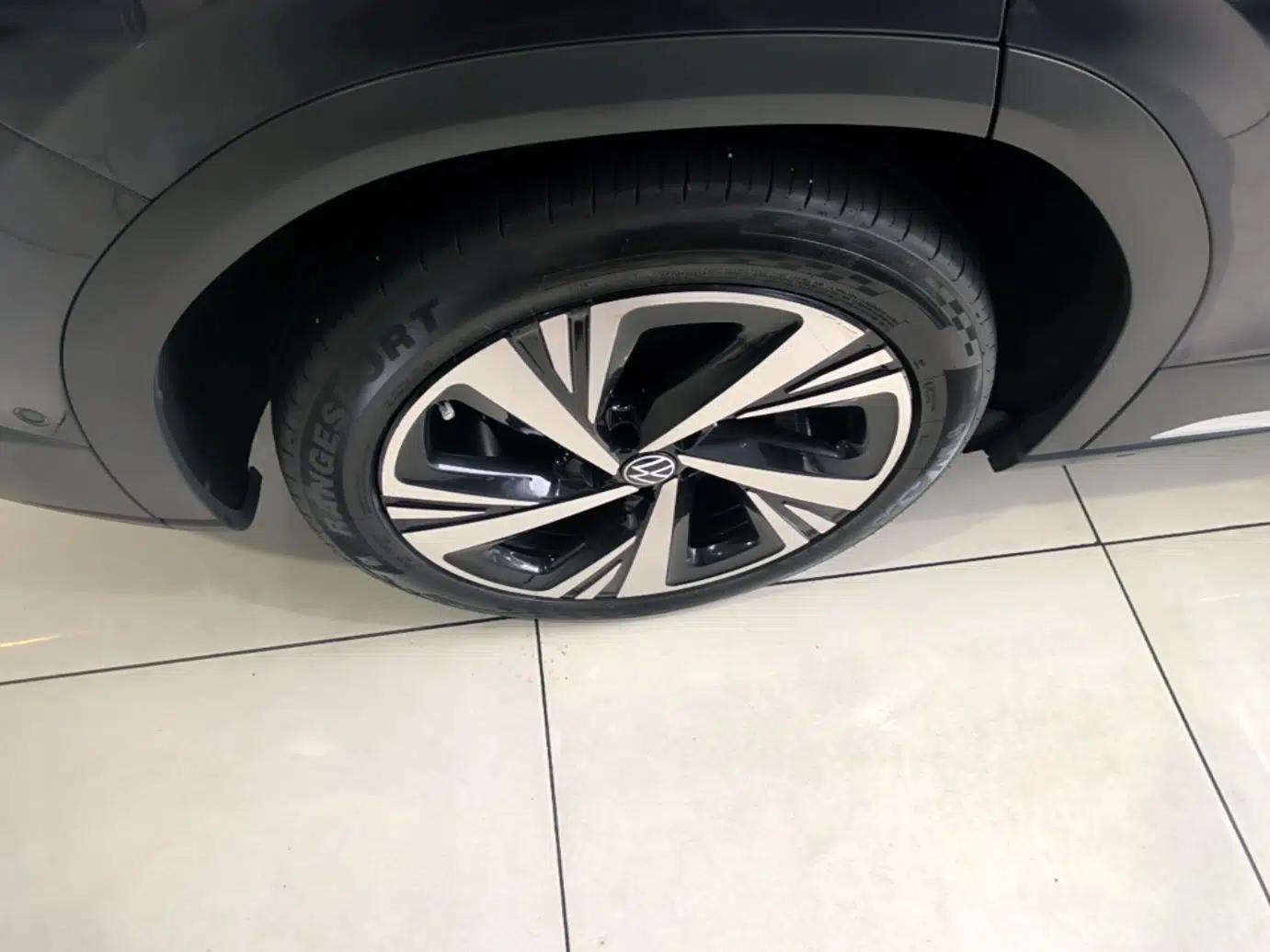 Volkswagen ID.6 CROZZ 2022 Long-Range PRO Edition — миниатюра 11