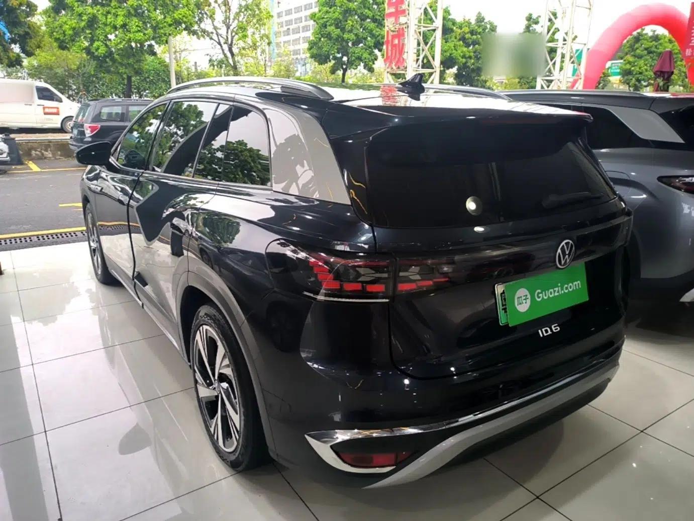 Volkswagen ID.6 CROZZ 2022 Long-Range PRO Edition — миниатюра 4