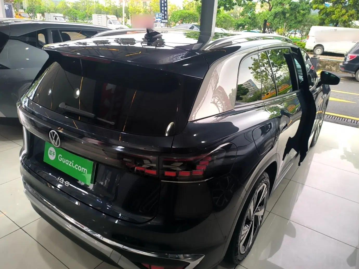 Volkswagen ID.6 CROZZ 2022 Long-Range PRO Edition — миниатюра 6