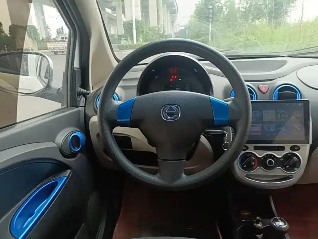 Jiangling E200L 2020 Model, Standard Edition (302km) — миниатюра 11