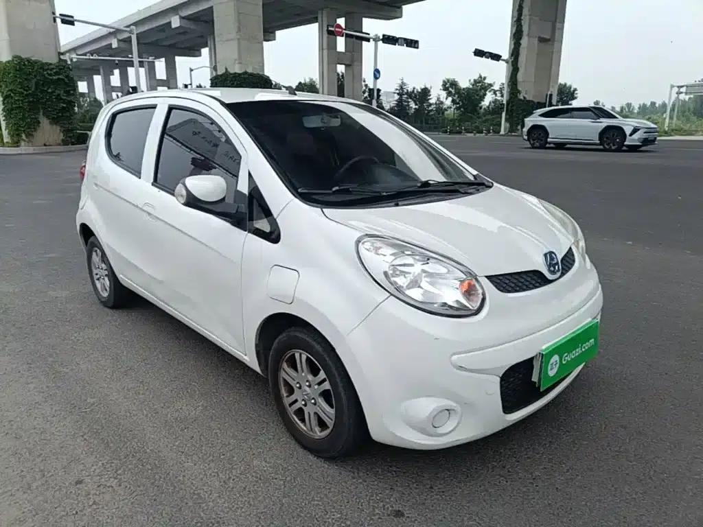 Jiangling E200L 2020 Model, Standard Edition (302km) — миниатюра 4