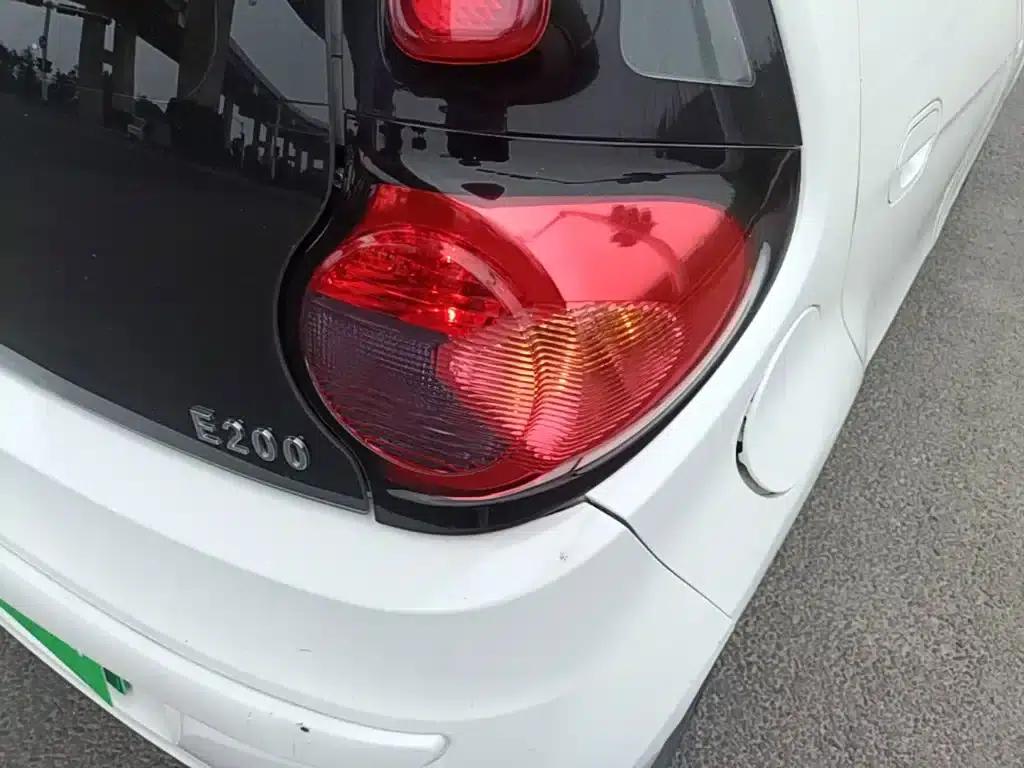 Jiangling E200L 2020 Model, Standard Edition (302km) — миниатюра 8