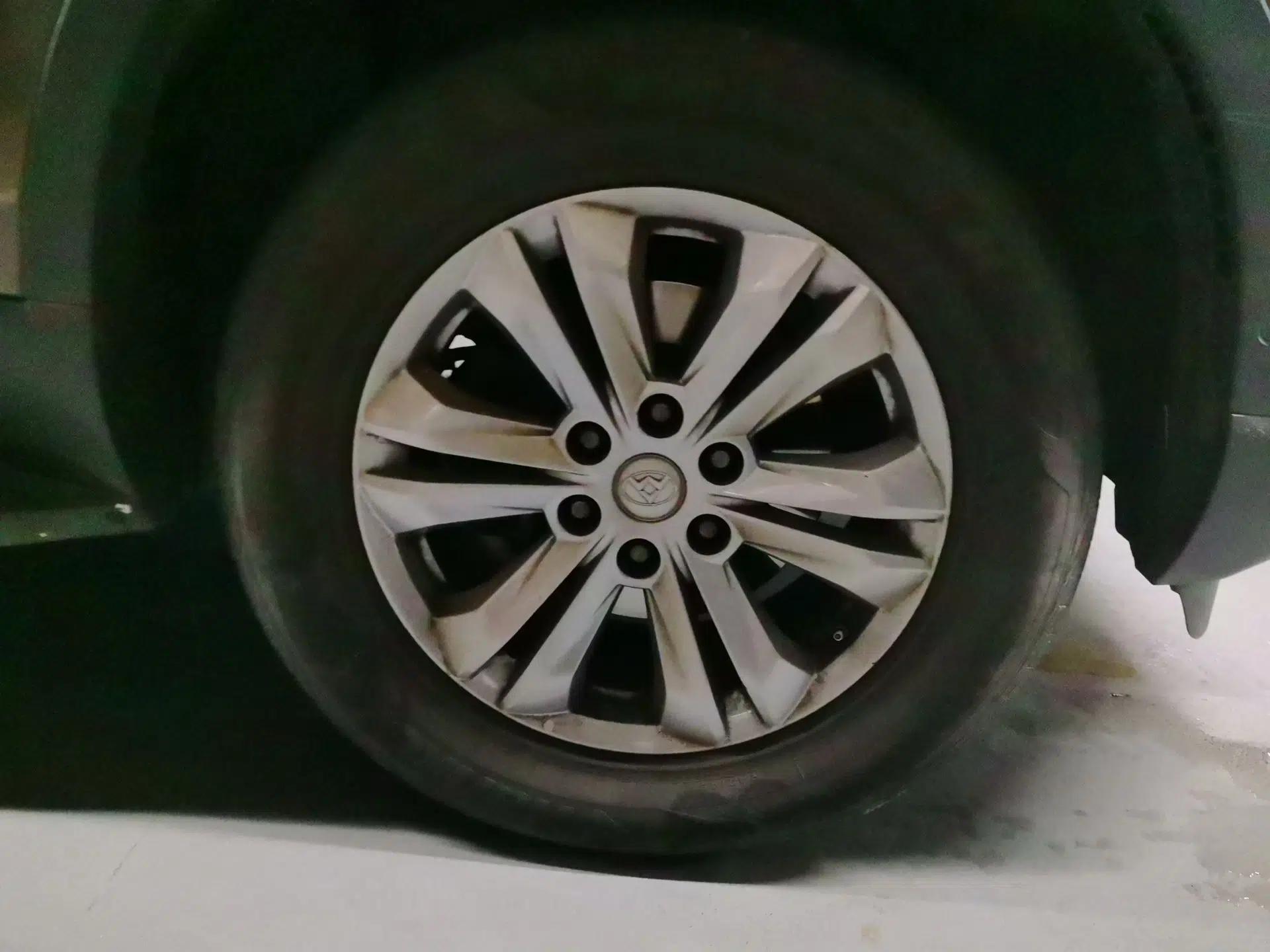 SAIC MAXUS D90 2017 2.0T Automatic Two-Wheel Drive - Uranus — миниатюра 8