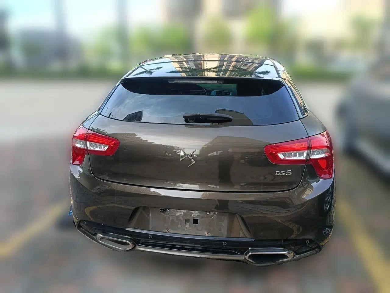 DS 5 2014 1.6T Luxury Edition THP160 — миниатюра 5