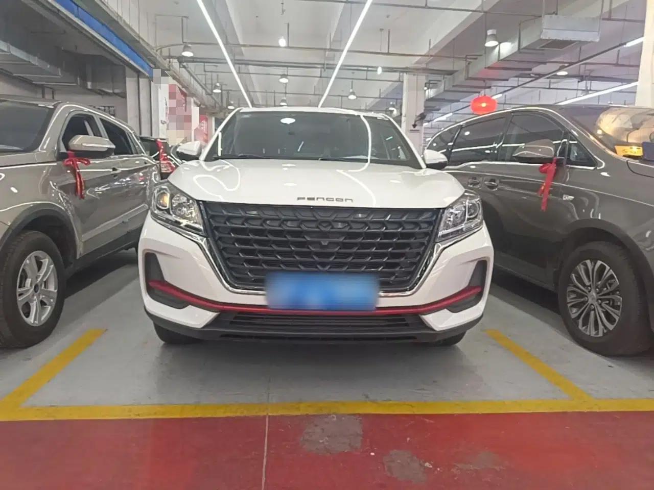 Dongfeng Fengon 500 2022 1.5T CVT Comfort Edition — миниатюра 2