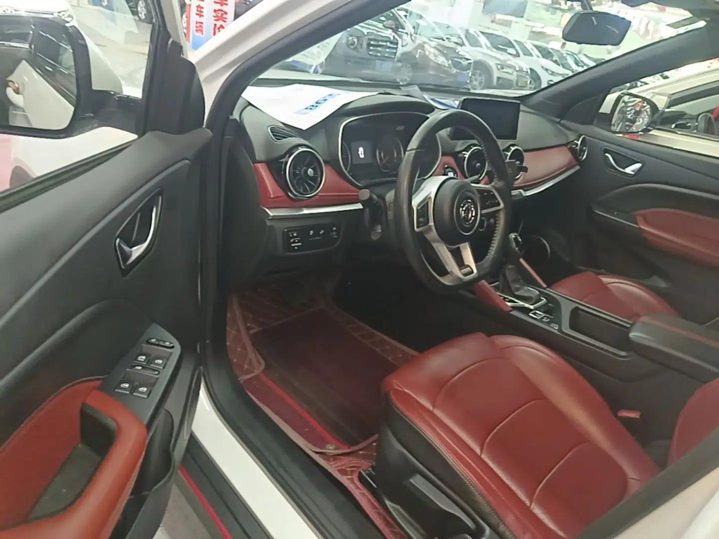 Dongfeng Fengon 500 2022 1.5T CVT Comfort Edition — миниатюра 18