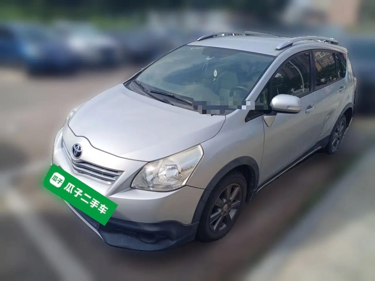 Toyota Verso 2015 180E CVT Crossover Edition — миниатюра 1