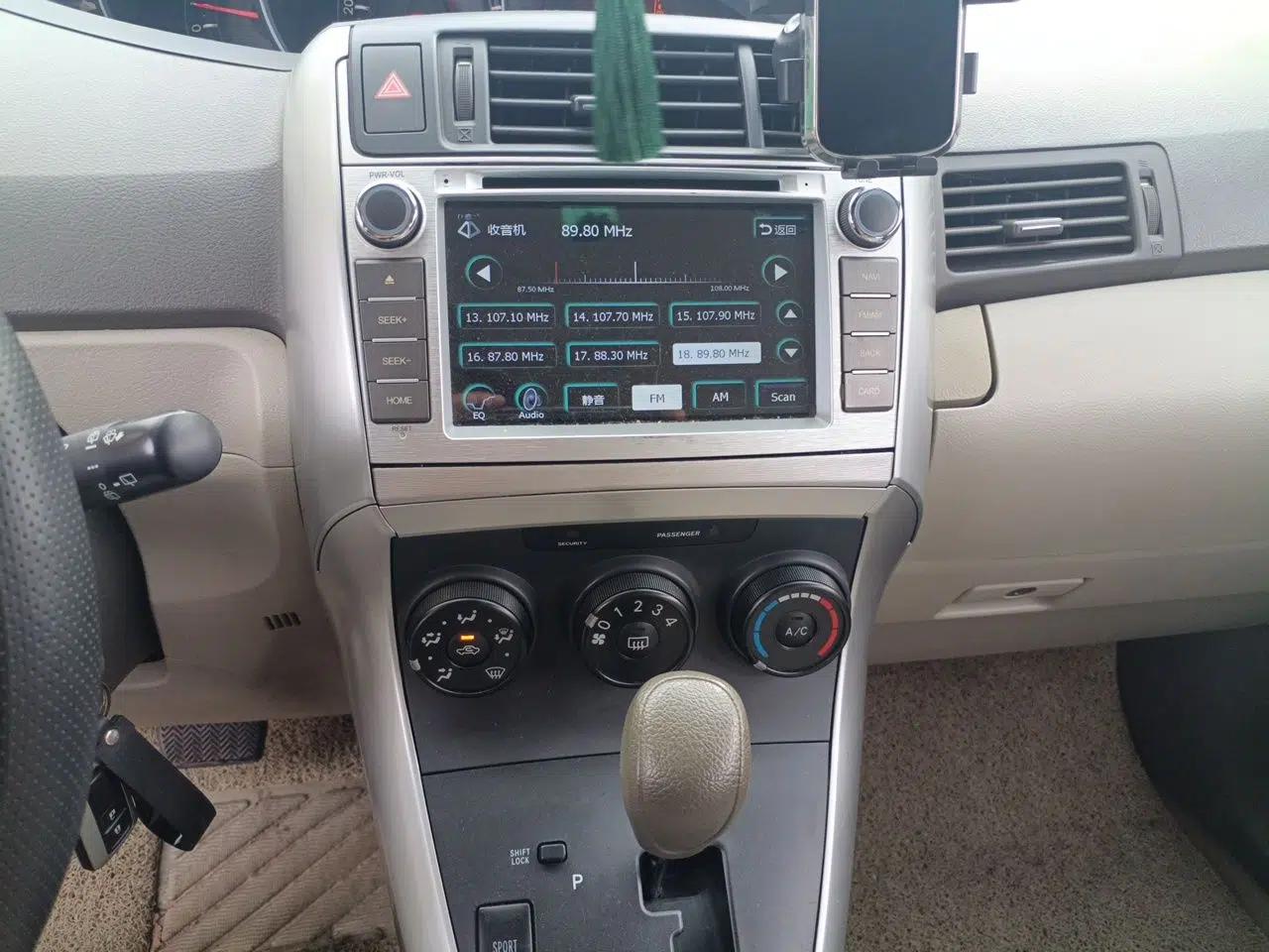 Toyota Verso 2015 180E CVT Crossover Edition — миниатюра 13
