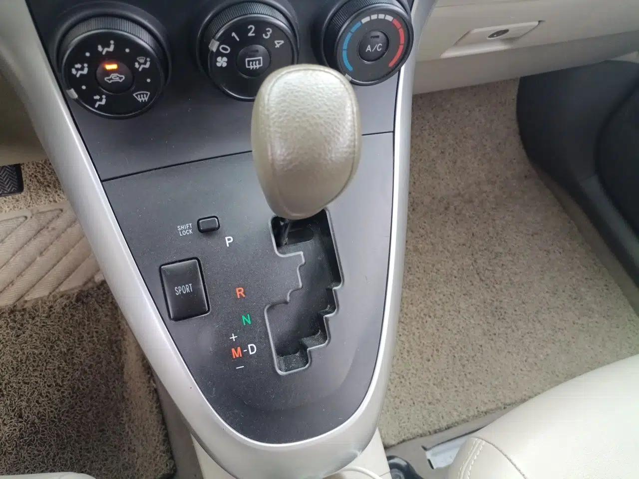 Toyota Verso 2015 180E CVT Crossover Edition — миниатюра 14