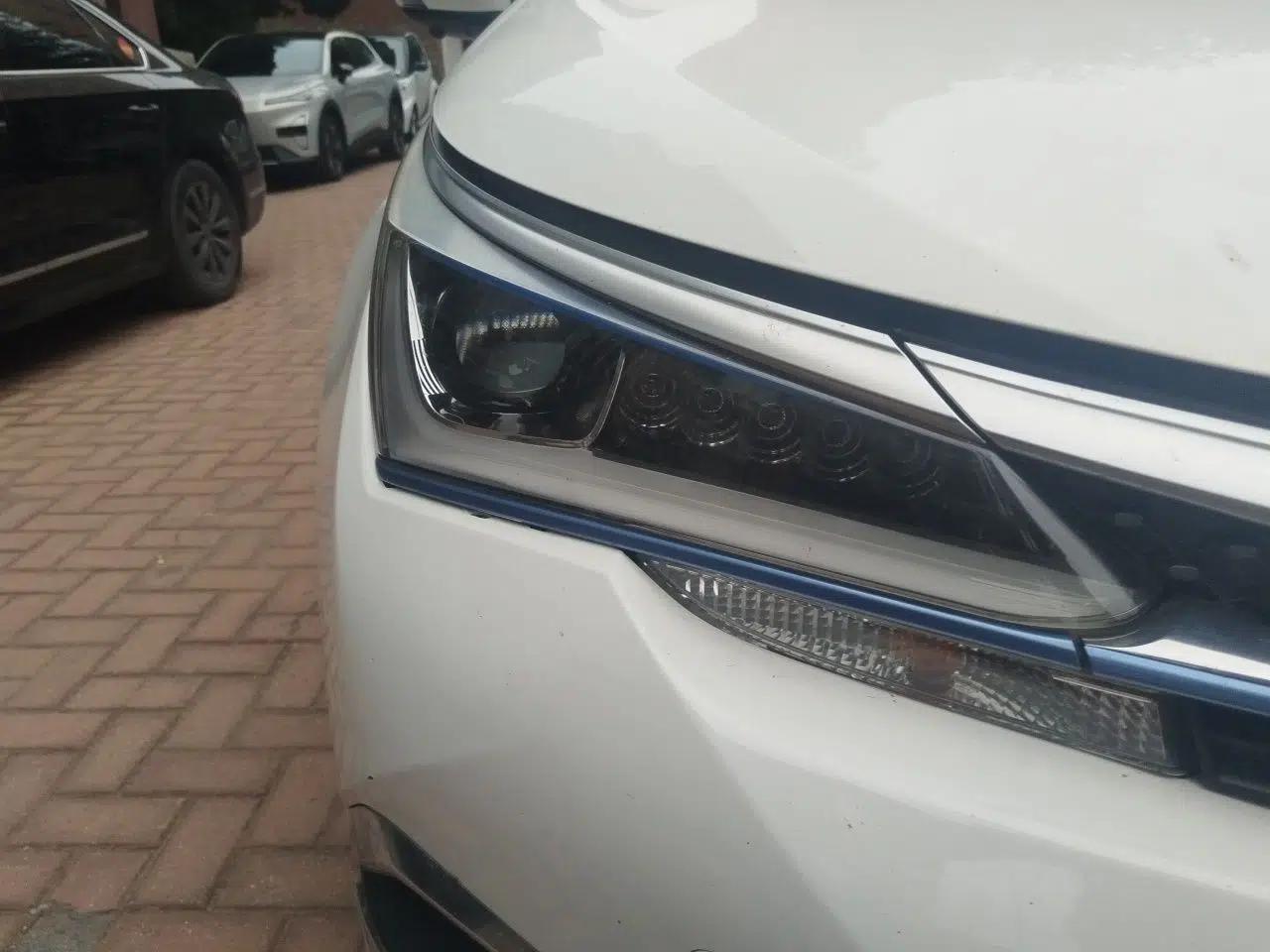 Toyota Corolla Hybrid E+ 2019 1.8L E-CVT Leading Edition — миниатюра 7