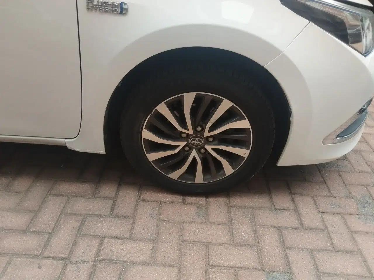 Toyota Corolla Hybrid E+ 2019 1.8L E-CVT Leading Edition — миниатюра 8