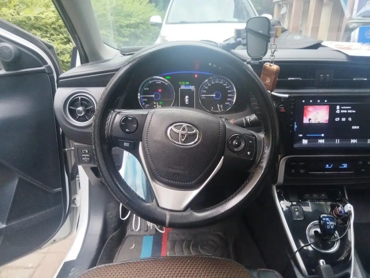 Toyota Corolla Hybrid E+ 2019 1.8L E-CVT Leading Edition — миниатюра 10