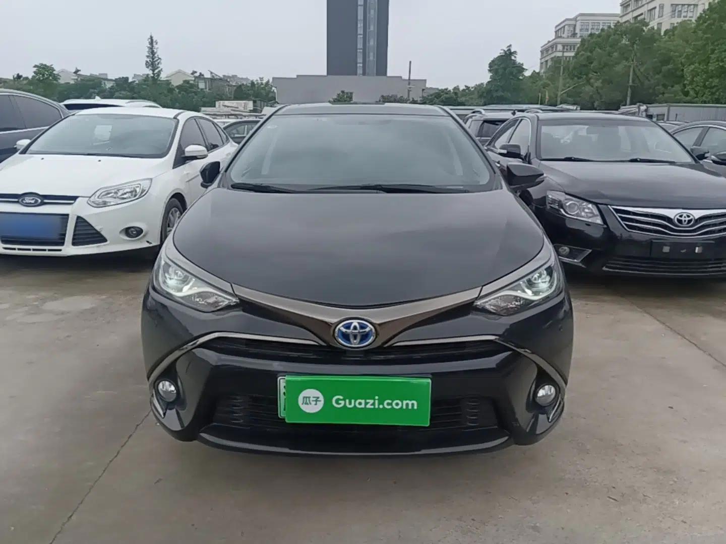 Toyota Levin Hybrid E+ 2019 1.8L PH V E-CVT Luxury Edition — миниатюра 2