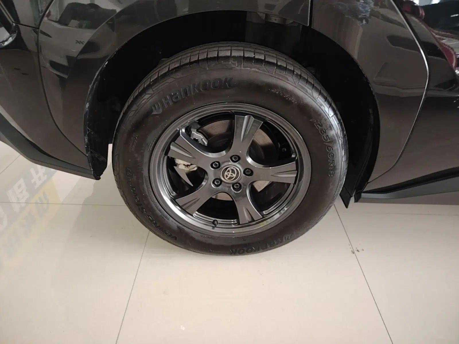 Toyota FAW bZ4X 2022 Two-Wheel-Drive Elite JOY Edition — миниатюра 13