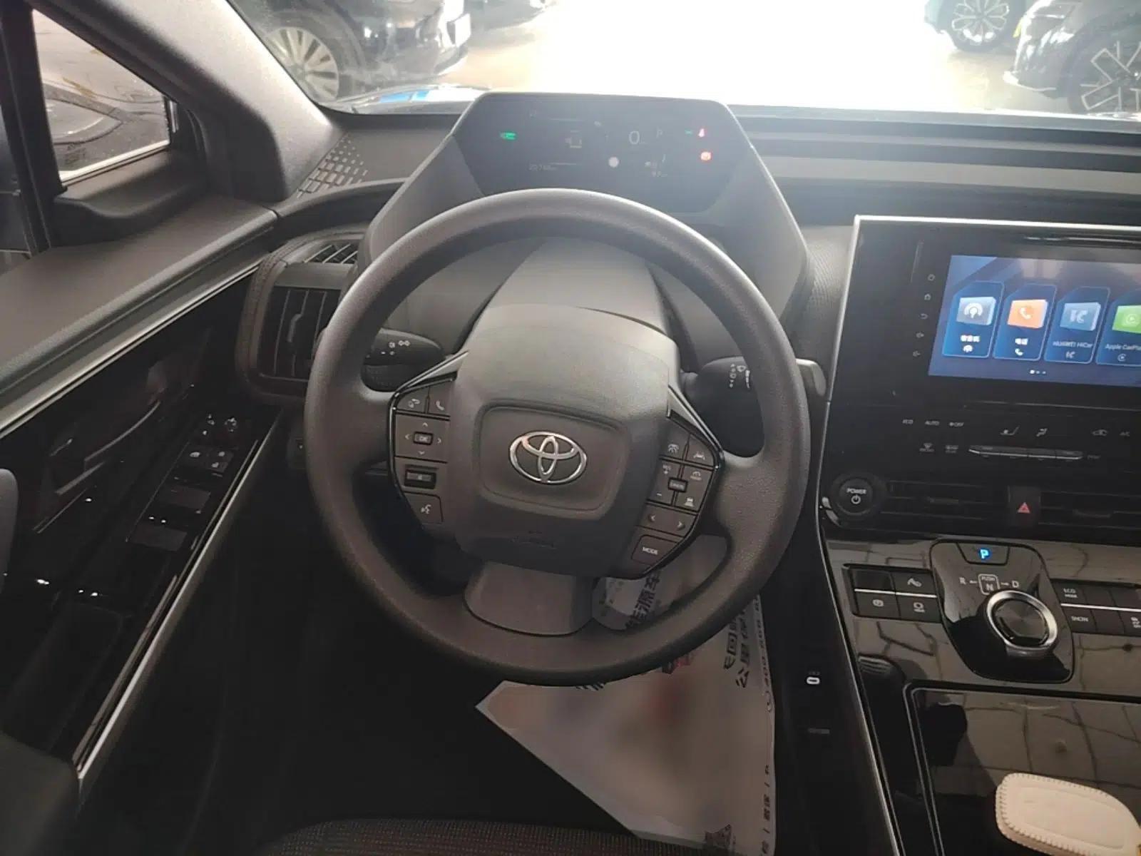 Toyota FAW bZ4X 2022 Two-Wheel-Drive Elite JOY Edition — миниатюра 22