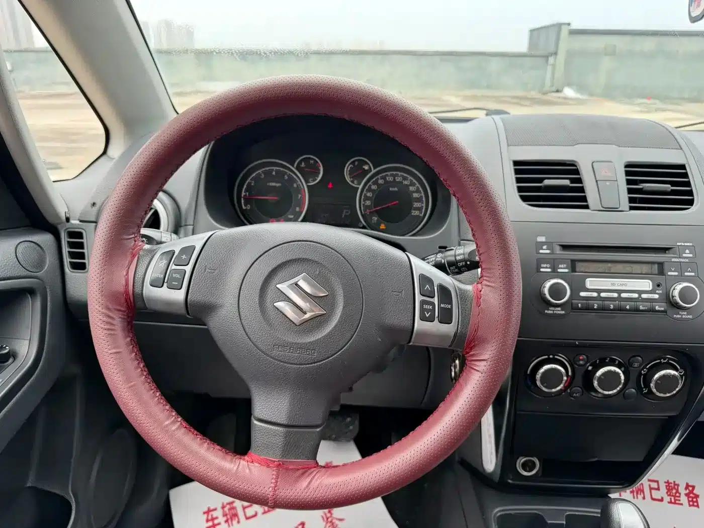 SX4 2013 1.6L Automatic Cool Edition — миниатюра 13