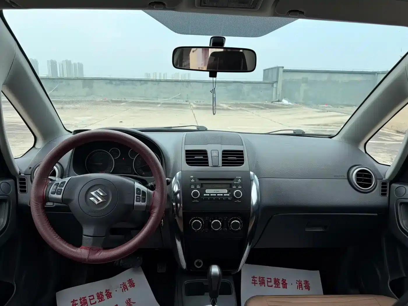 SX4 2013 1.6L Automatic Cool Edition — миниатюра 14