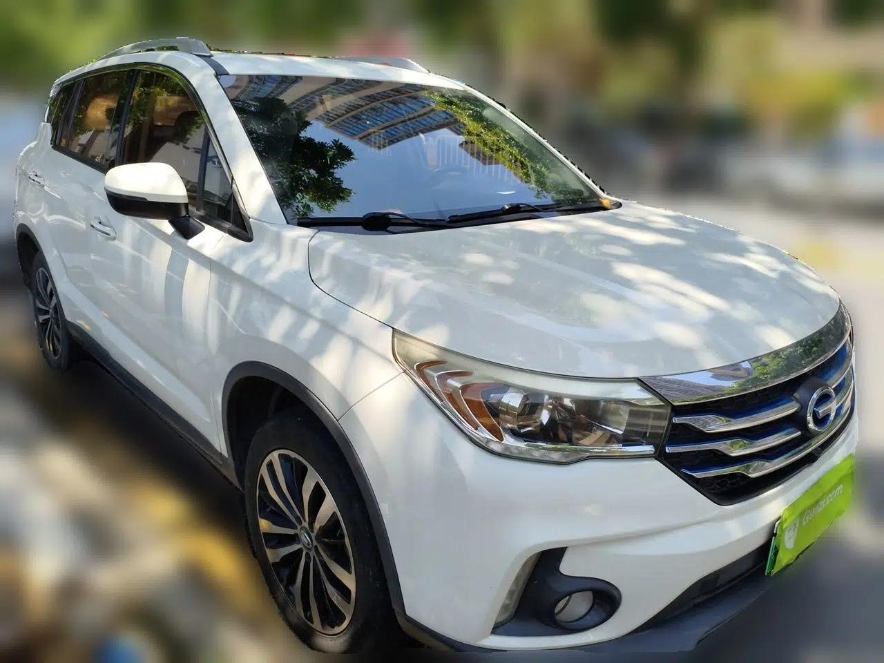 GAC Trumpchi GS4 New Energy 2017 1.5L PHEV Smart Enjoyment Edition — миниатюра 3