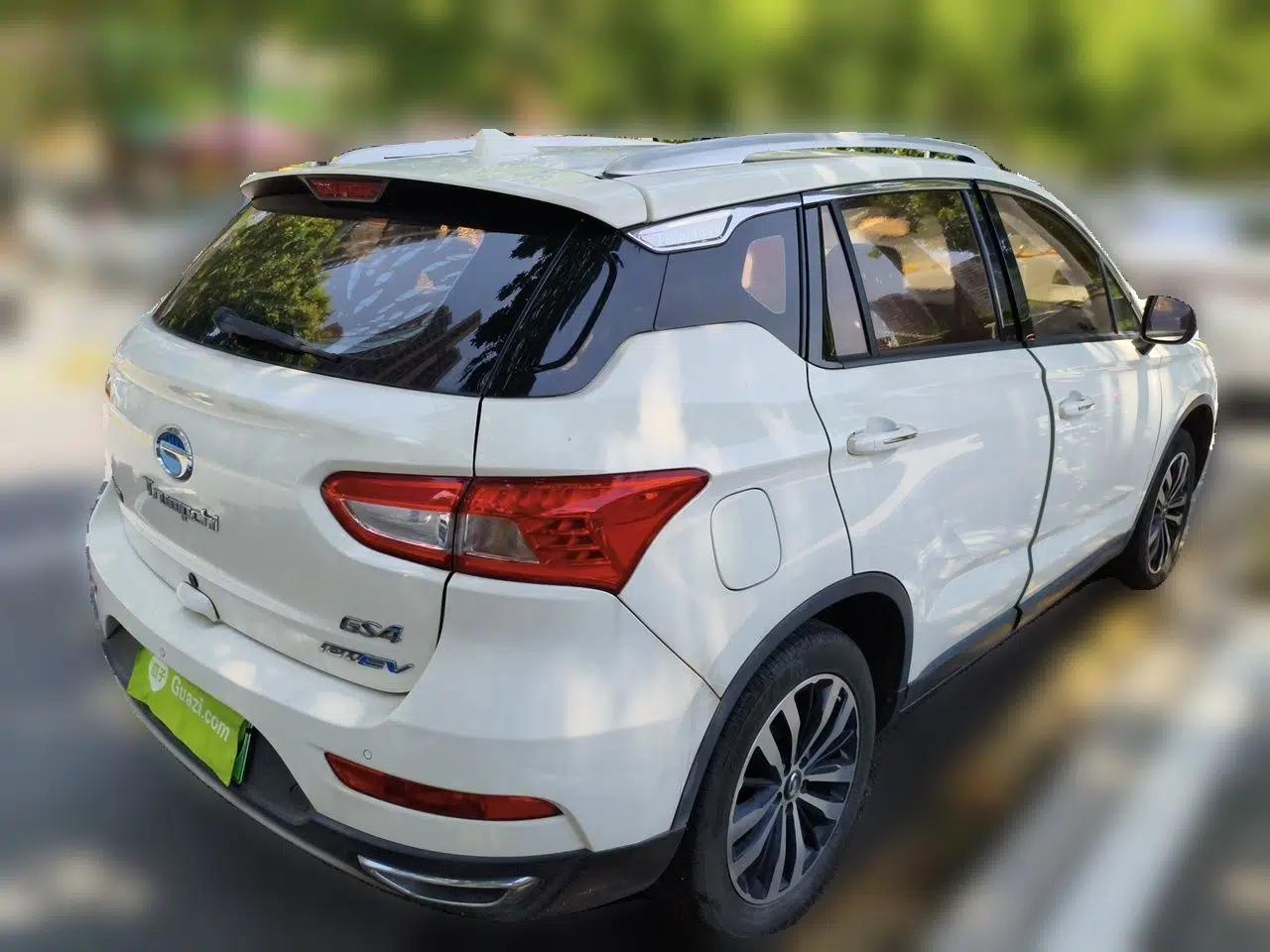 GAC Trumpchi GS4 New Energy 2017 1.5L PHEV Smart Enjoyment Edition — миниатюра 6