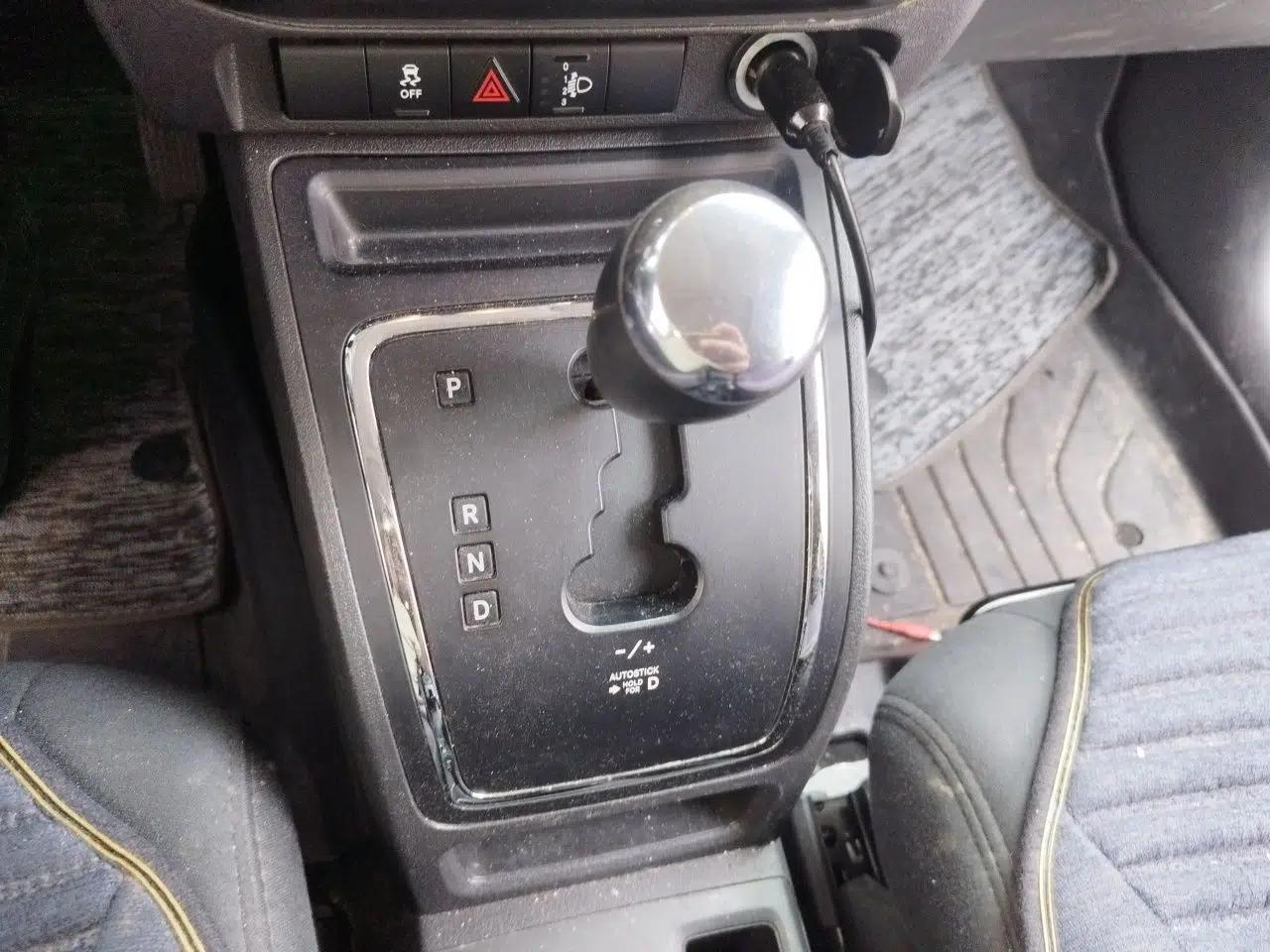Jeep Patriot 2011 2.4 Sport Edition — миниатюра 14