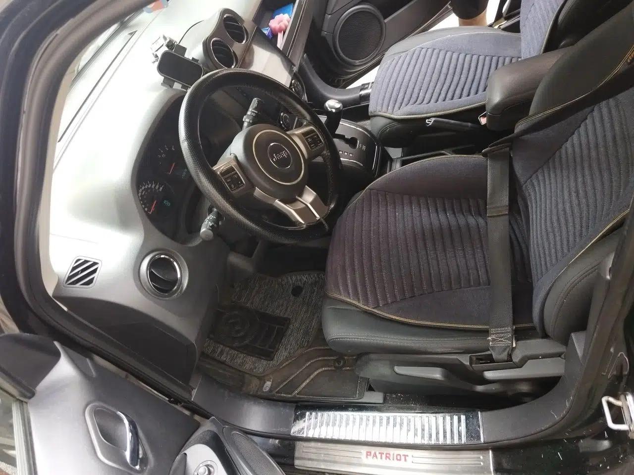 Jeep Patriot 2011 2.4 Sport Edition — миниатюра 15