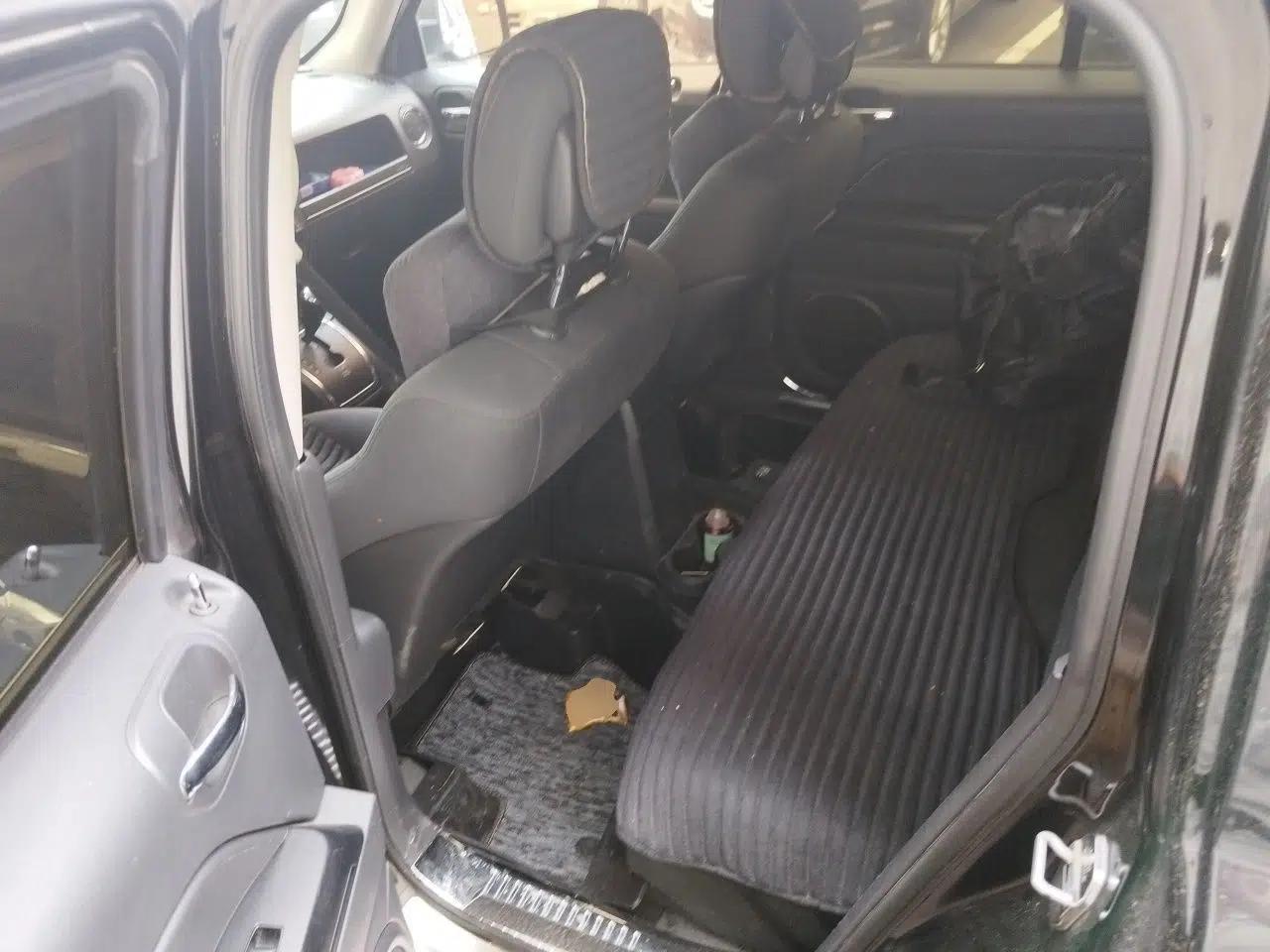 Jeep Patriot 2011 2.4 Sport Edition — миниатюра 17