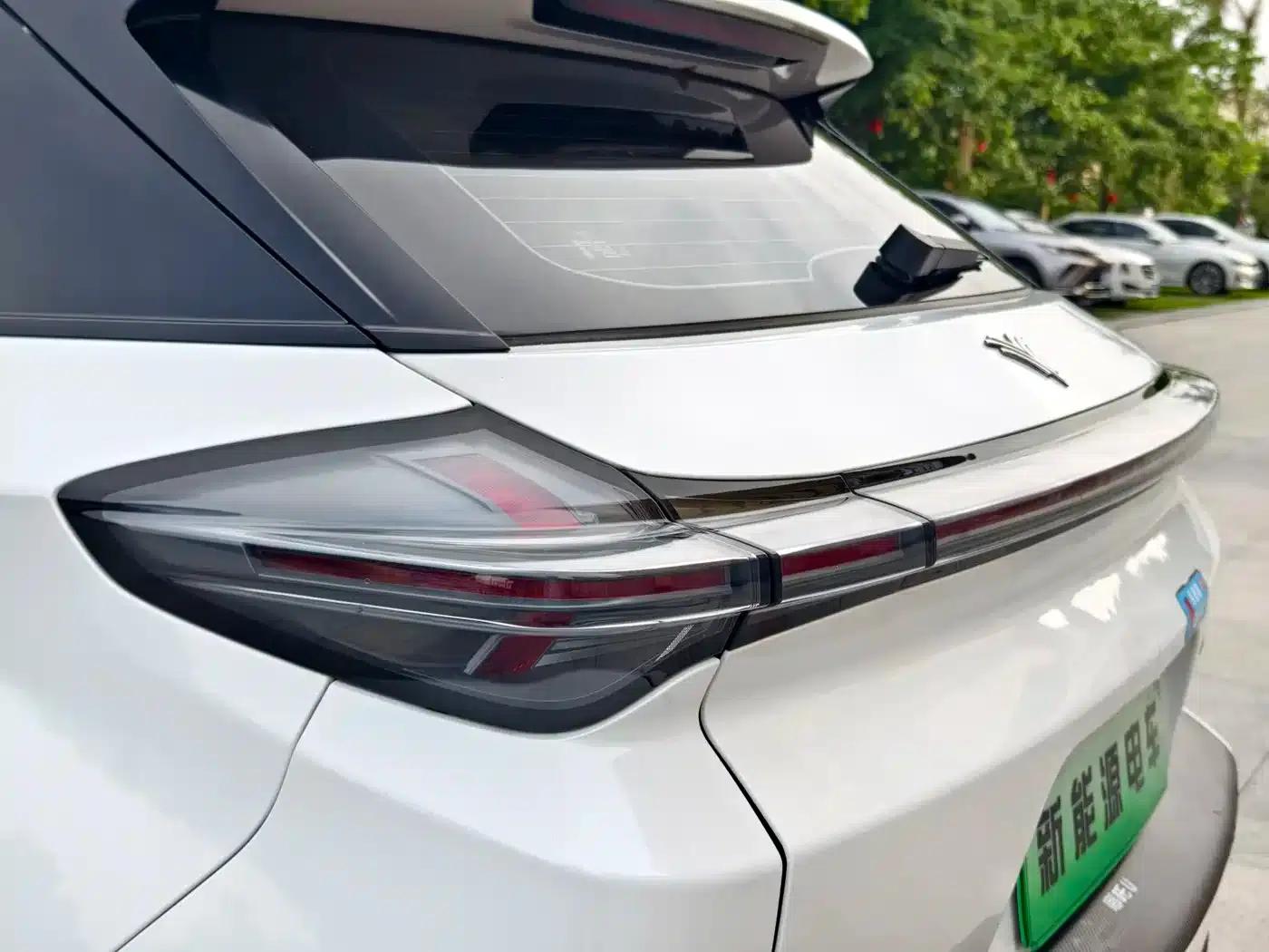 Nezha X 2024 Model 500 First Edition — миниатюра 17