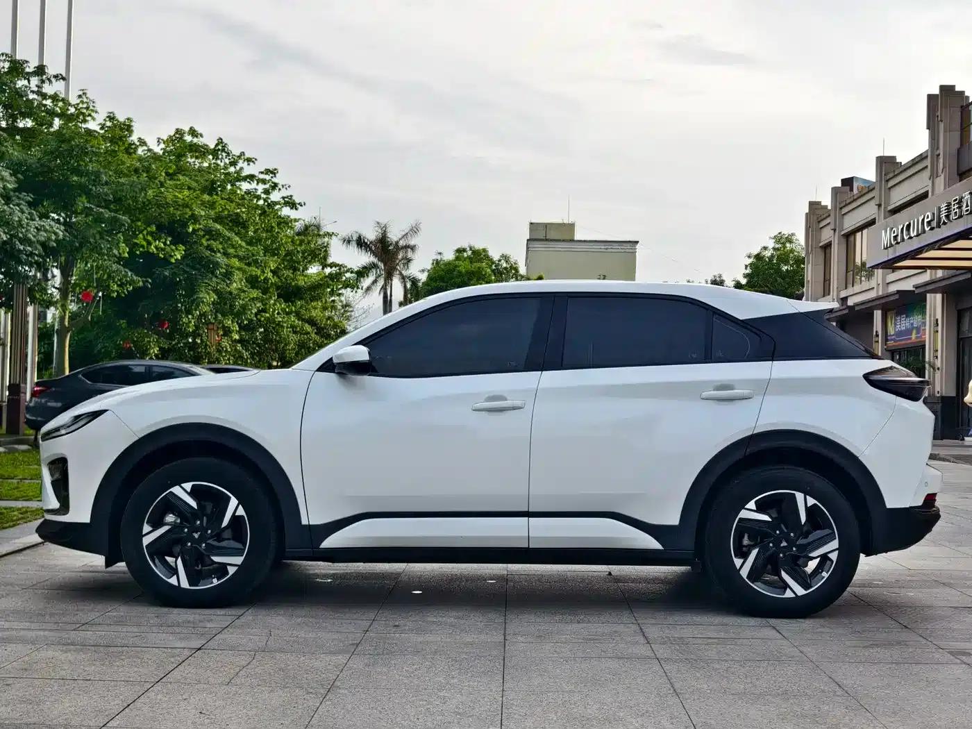 Nezha X 2024 Model 500 First Edition — миниатюра 4