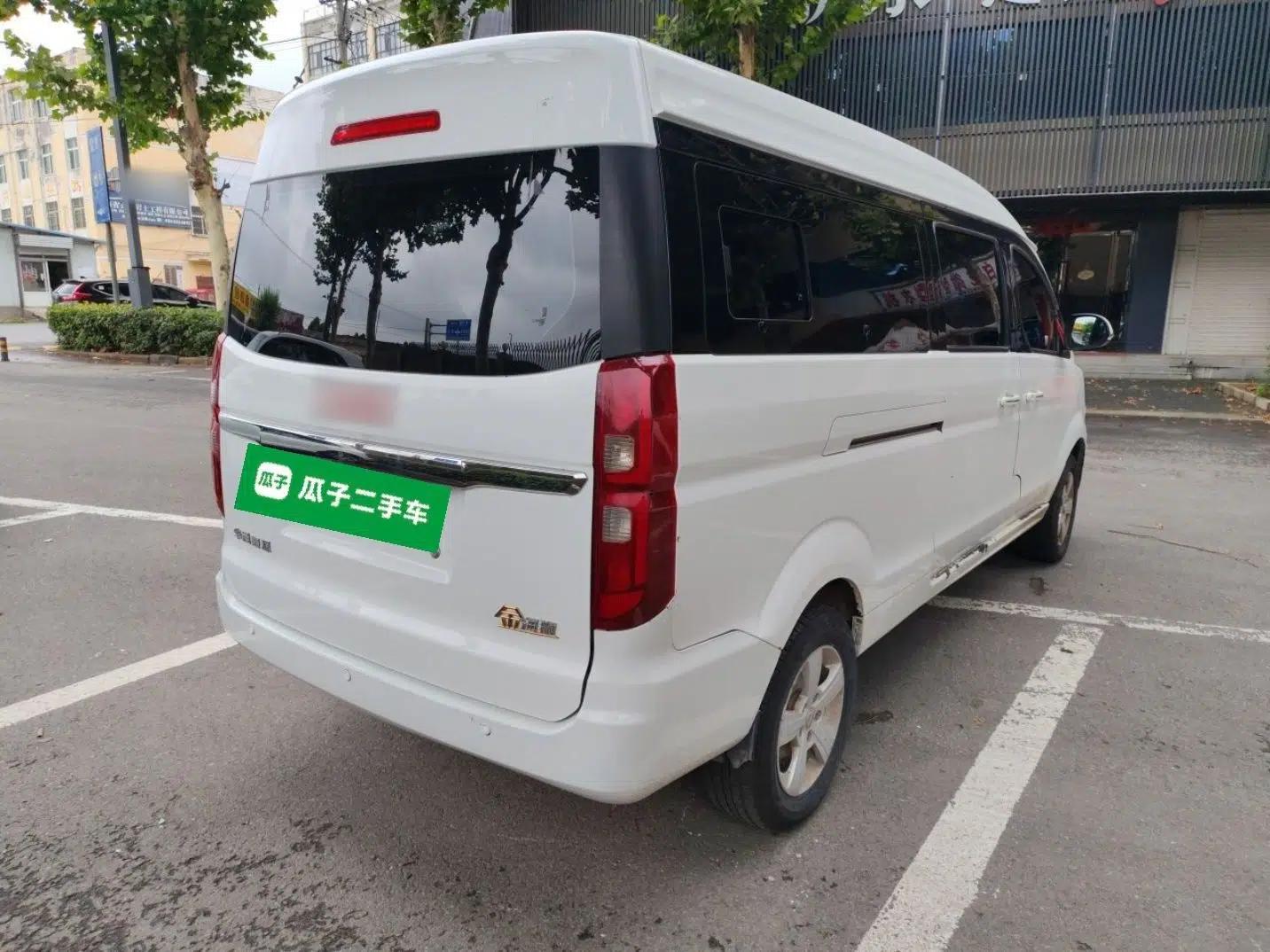 Jinbei Gold Hiace 2023 1.5L Passenger Van Travel Lion 9-Seater with Central Air Conditioning — миниатюра 6