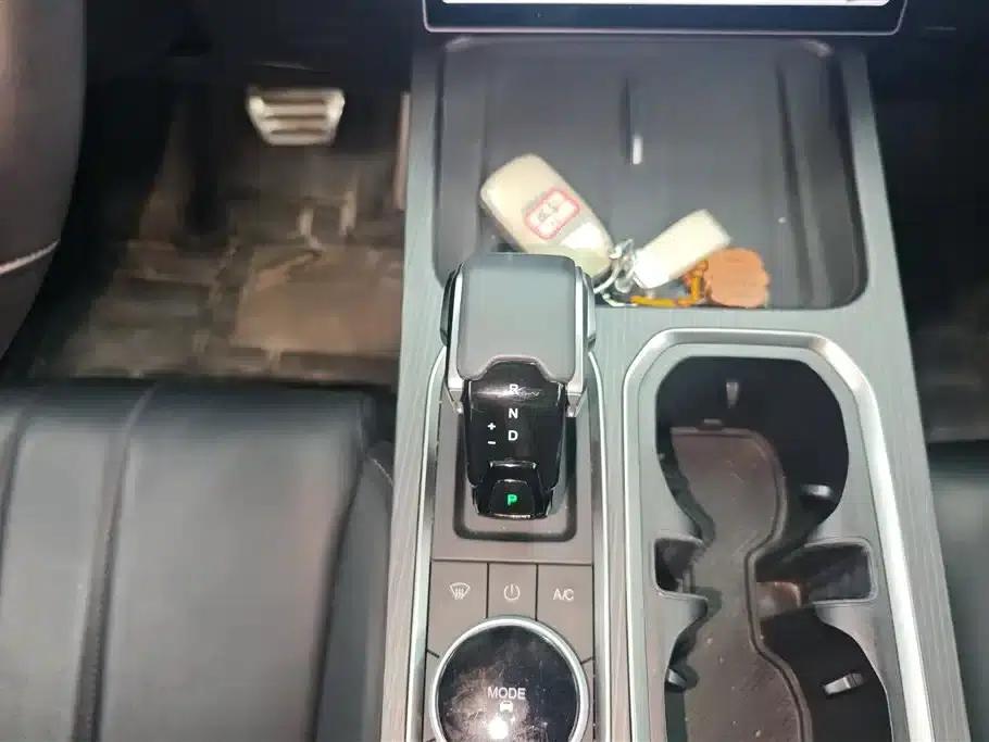 Explore 06 2023 Urban Edition 1.6T 2WD Luxury — миниатюра 16