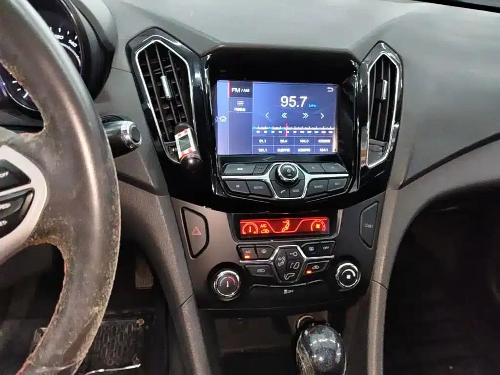 Chery Arrizo 7 2016 1.6L CVT Premium Edition — миниатюра 13