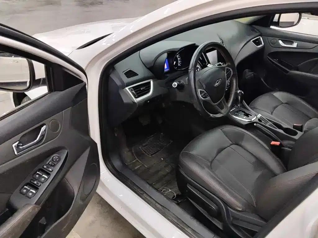 Chery Arrizo 7 2016 1.6L CVT Premium Edition — миниатюра 16