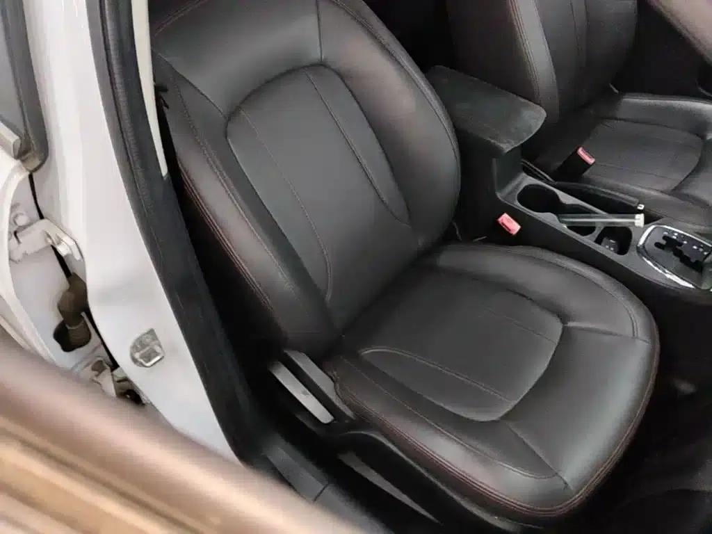 Chery Arrizo 7 2016 1.6L CVT Premium Edition — миниатюра 25