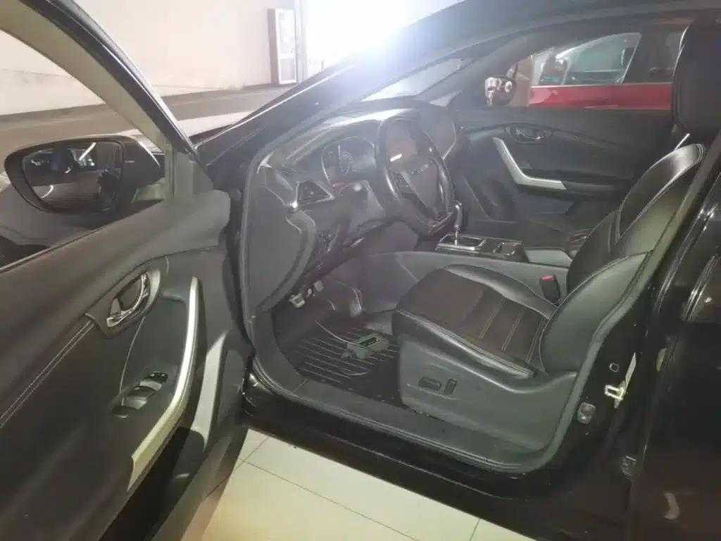 Venucia T90 2017 2.0L CVT Smart Edition — миниатюра 16