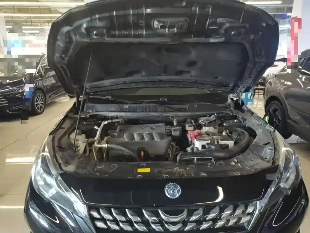 Venucia T90 2017 2.0L CVT Smart Edition — миниатюра 20