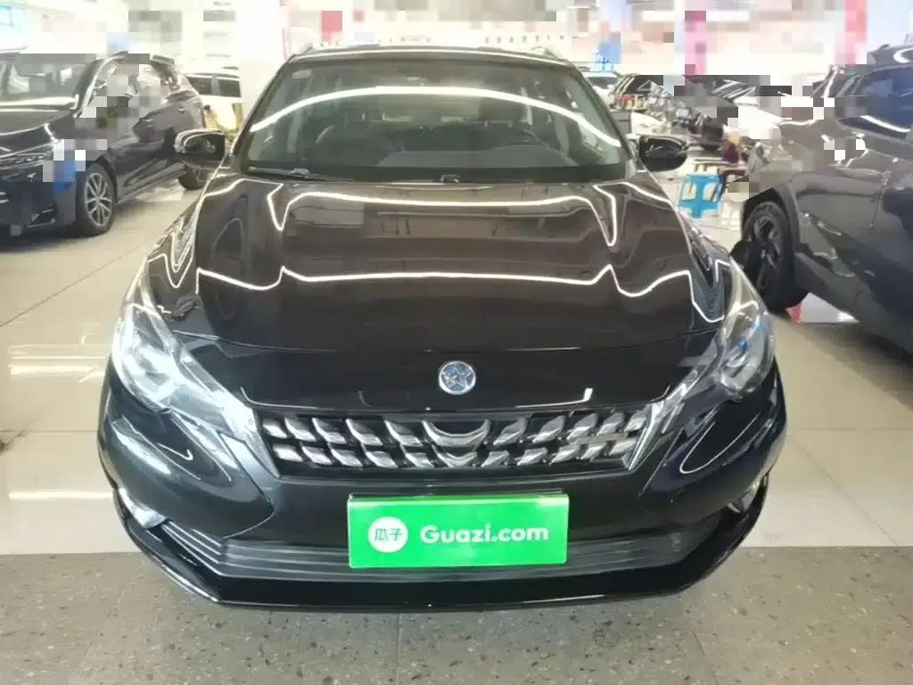 Venucia T90 2017 2.0L CVT Smart Edition — миниатюра 3