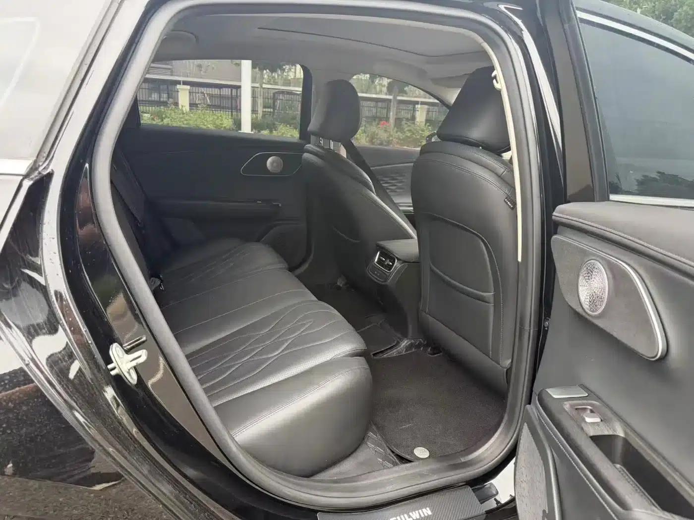 Fengyun A8L 2025 1.5TGDI 145km Luxury Edition — миниатюра 4