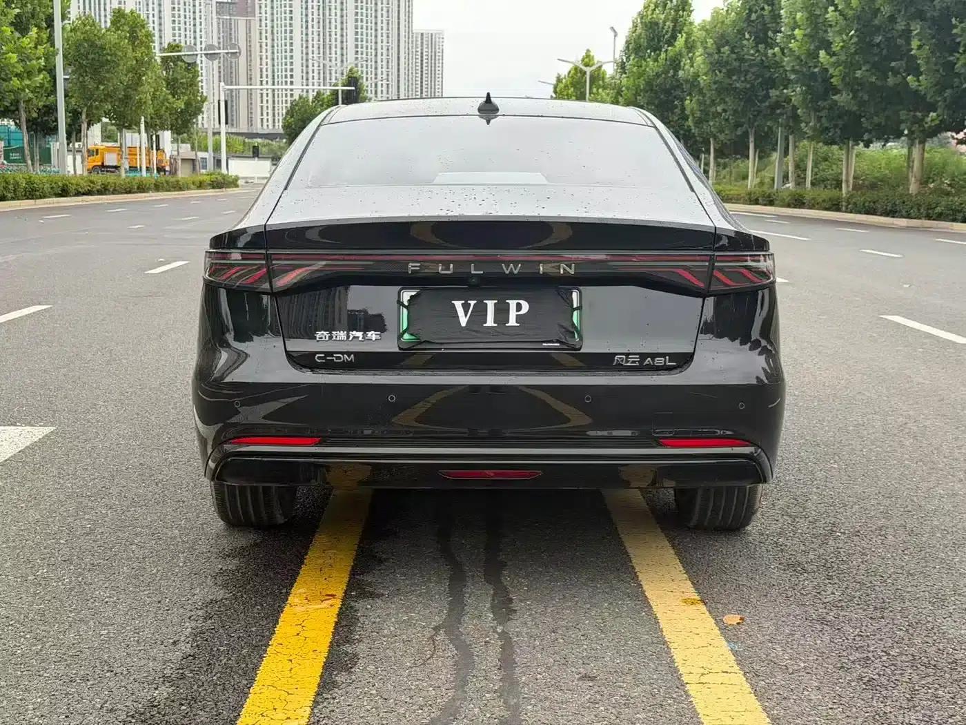 Fengyun A8L 2025 1.5TGDI 145km Luxury Edition — миниатюра 9