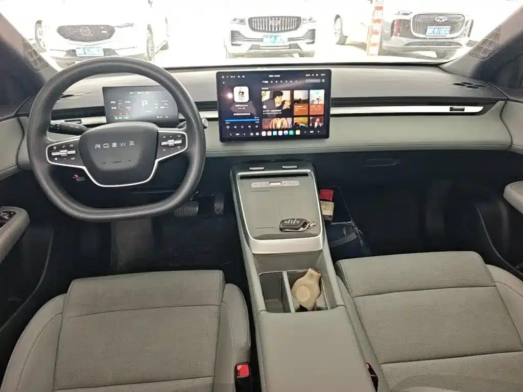 Roewe D6 2025 520km Smart Edition — миниатюра 10