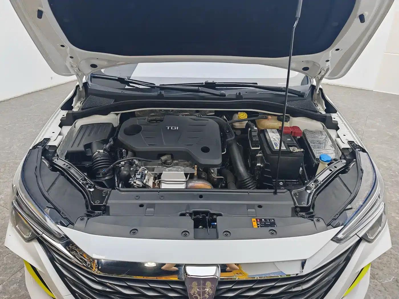 Roewe i6 MAX 2020 300TGI Automatic Cool Edition — миниатюра 13